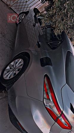 تۆیۆتا کامری